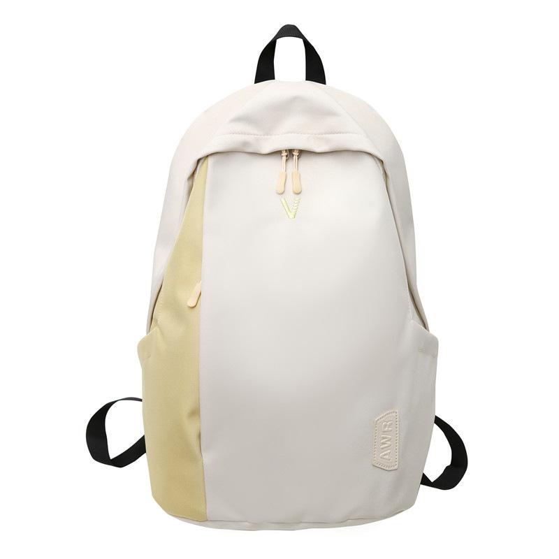 A Male College Student with A Small Simple Large-capacity Computer Backpack