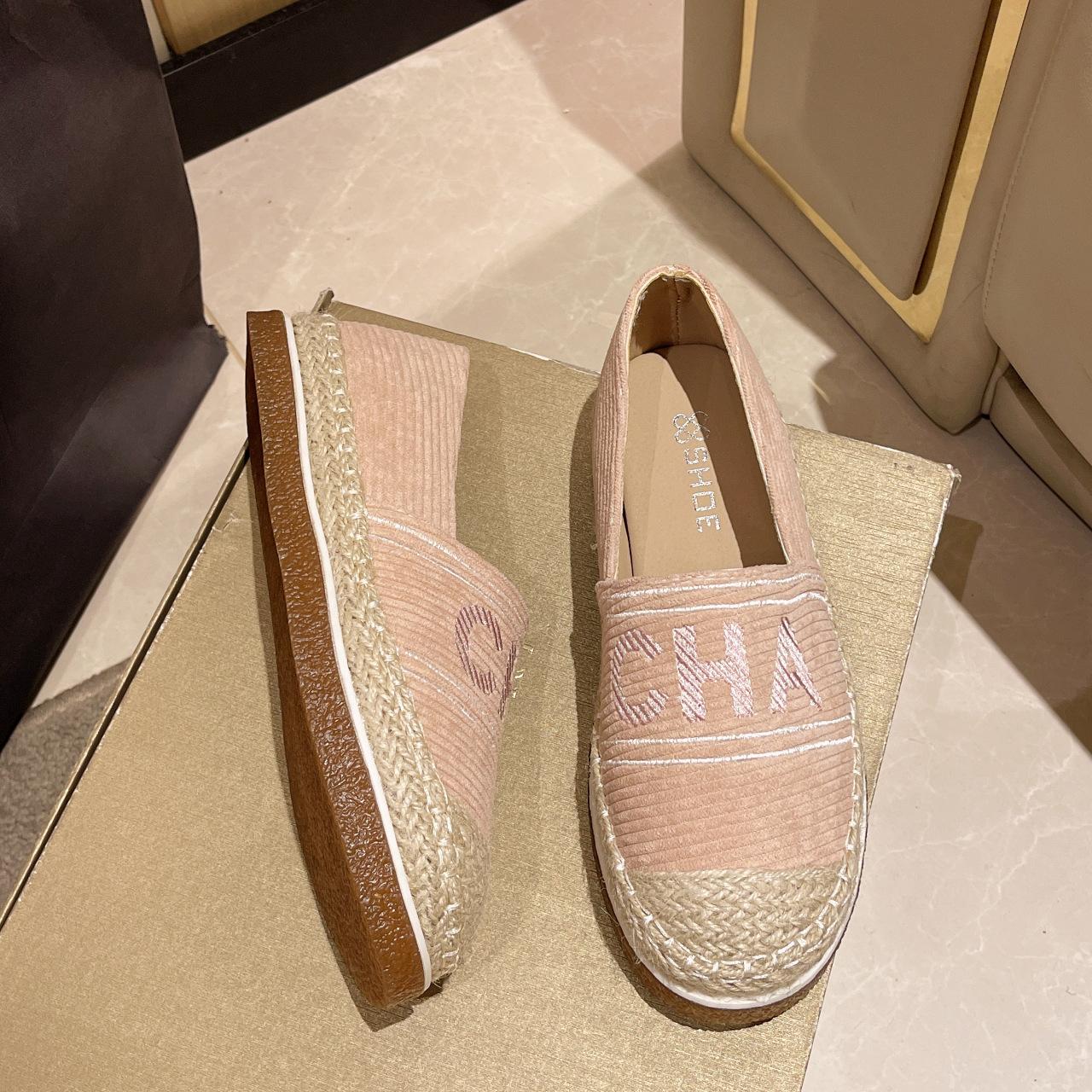 

Xiaoxiangfeng round head fisherman shoes women s 2024 new autumn woven casual flats versatile one-pedal Doudou shoes 40 рожевий