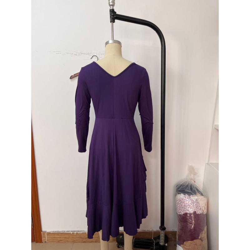 Fashionable and Elegant Solid Color Long Sleeve Round Neck Women's Dress In Autumn and Winter