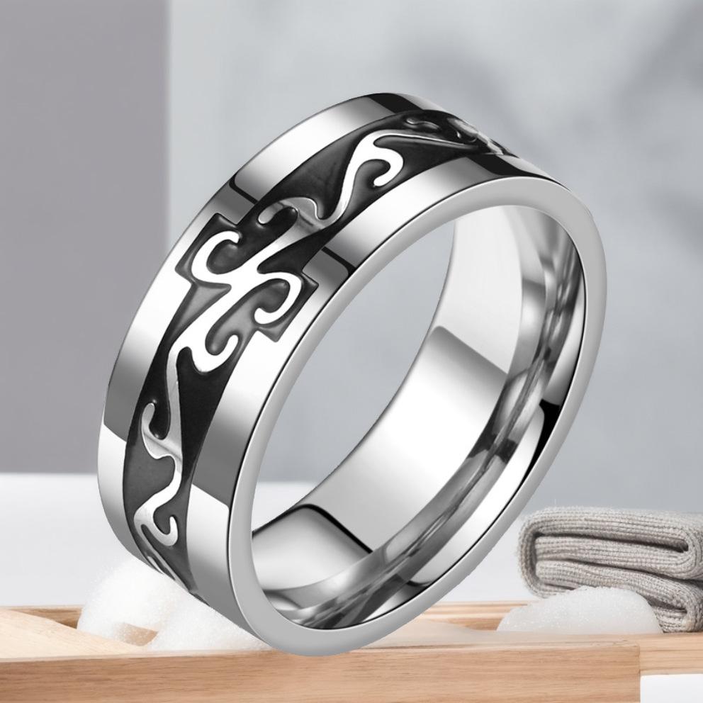 Retro Pattern Titanium Steel Men's Ring - Non-Fading European & American Style