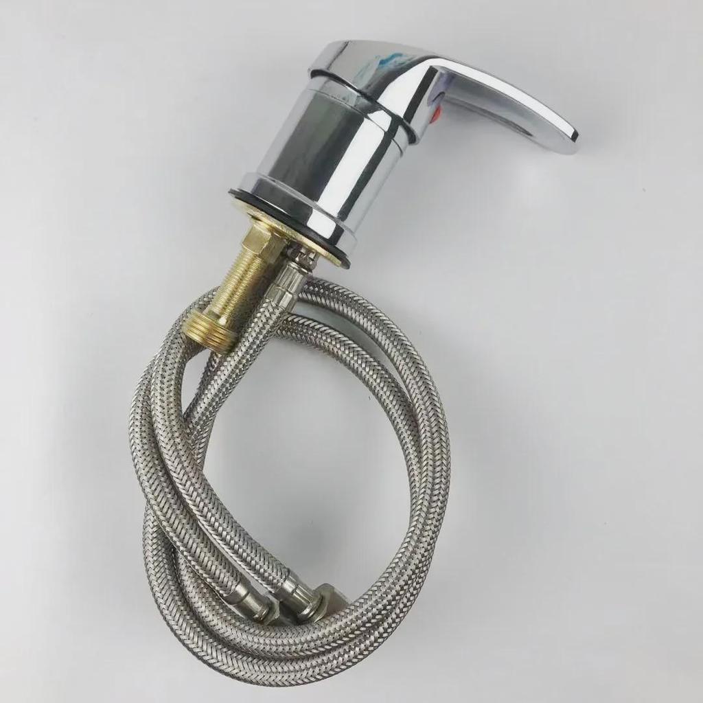 Robinet Universal de Amestec Apă Caldă și Rece pentru Stații de Șamponare Salon