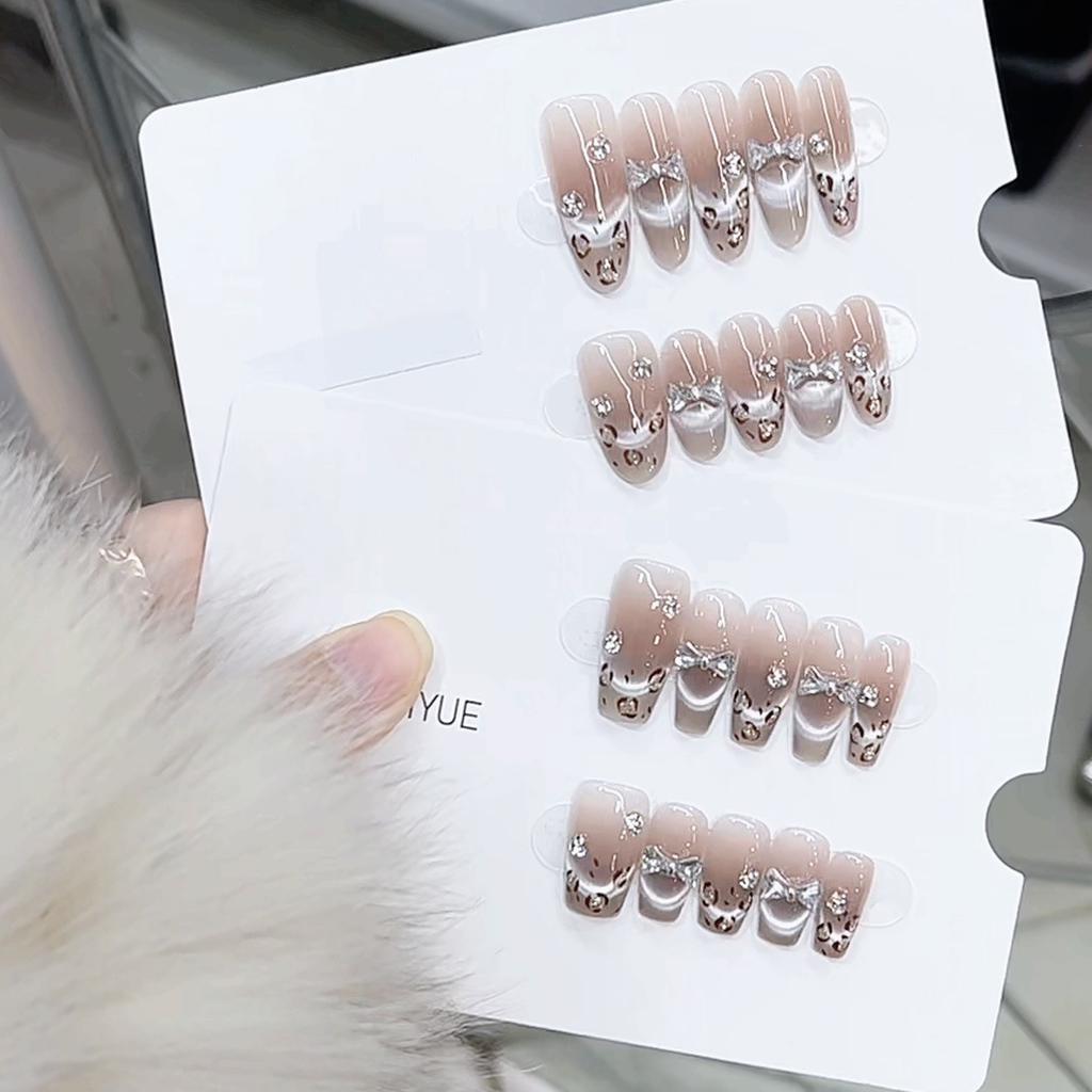 Pure Hand-made Phototherapy Wearer Milk Grey Leopard Print Finished Product Reusable Nail Patch