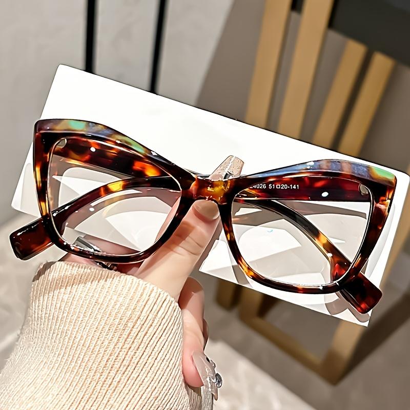 

Chic Cat-Eye Blue Light Blocking Glasses Retro Tortoiseshell Design Full-Rim PC Frame Fashionable Computer Eyewear for Women