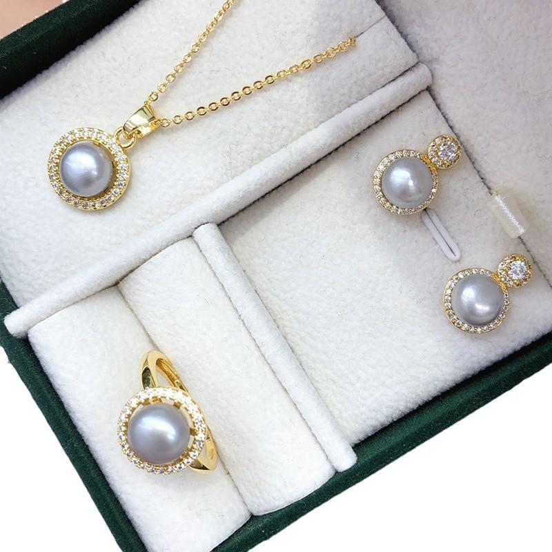 Princess Diana-Inspired Freshwater Pearl Necklace Set - Three-Piece Elegant Pearl Jewelry for Women