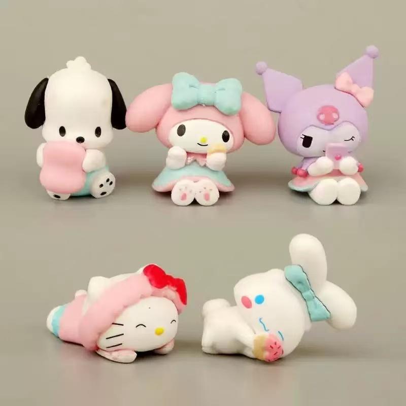Kawaii Mini Animation Figures Kitty Kuromi Melody Cinnamoroll Pompompurin Cake Decoration Adorable Figure Miniature Playthings Present