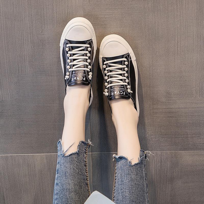 Leather Little White Shoes Women's Versatile Board Shoes Spring New Flat-bottomed One-pedal Lazy Single Shoes Casual Shoes