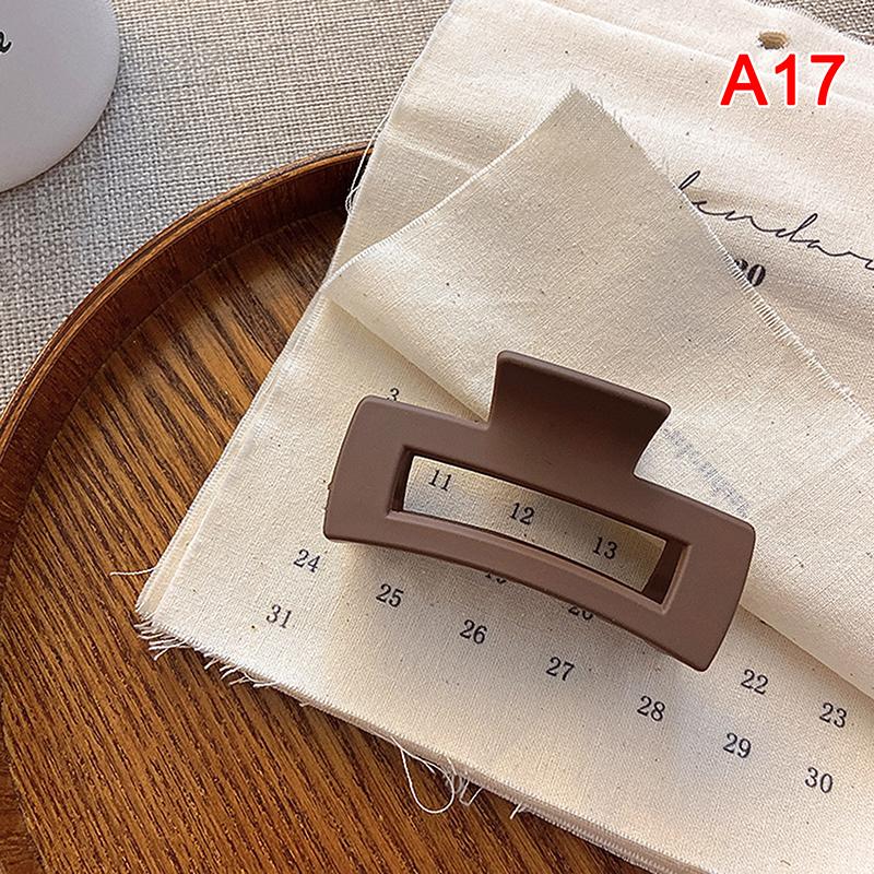 

1Pc Korean Solid Hair Claws Elegant Matte Acrylic Hair Clips Hairpins Barrette A17