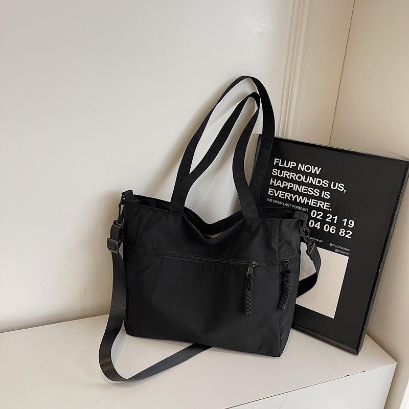 

Spring new foreign style niche large-capacity bag 2025 fashionable simple women s trend one-shoulder messenger tote bag