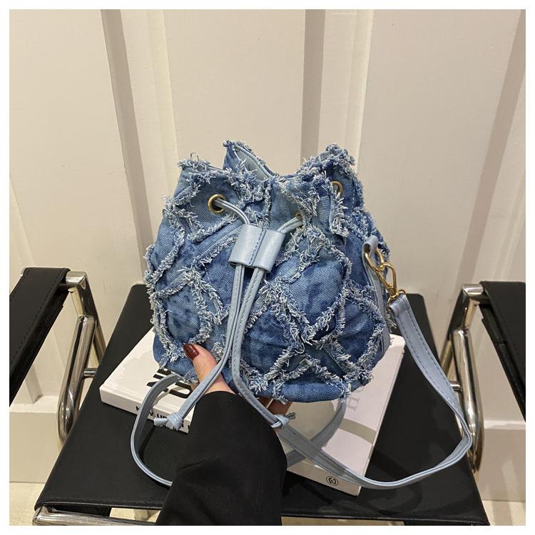 

Ромбовидный джинсовый ремешок новая модная персонализированная женская простая сумка кроссбоди на плечо сумка-ведро синий