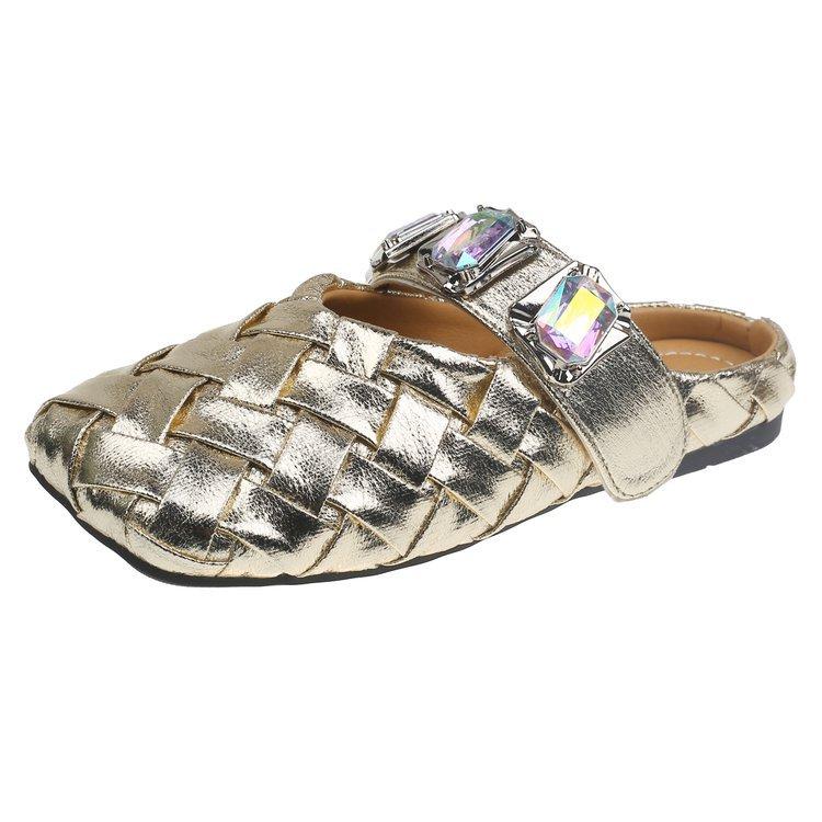 

Flat-bottomed temperament baotou half slippers 2025 new summer shallow mouth small fragrant wind folds one word with cool slippers versatile 40 золотий