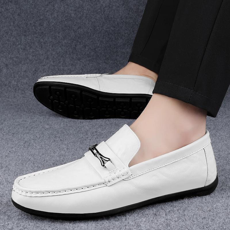 Fashionable Korean Style Leather Casual Shoe Lightweight Comfortable Driving Loafers Soft Soled Men Business Elegant Daily Shoes