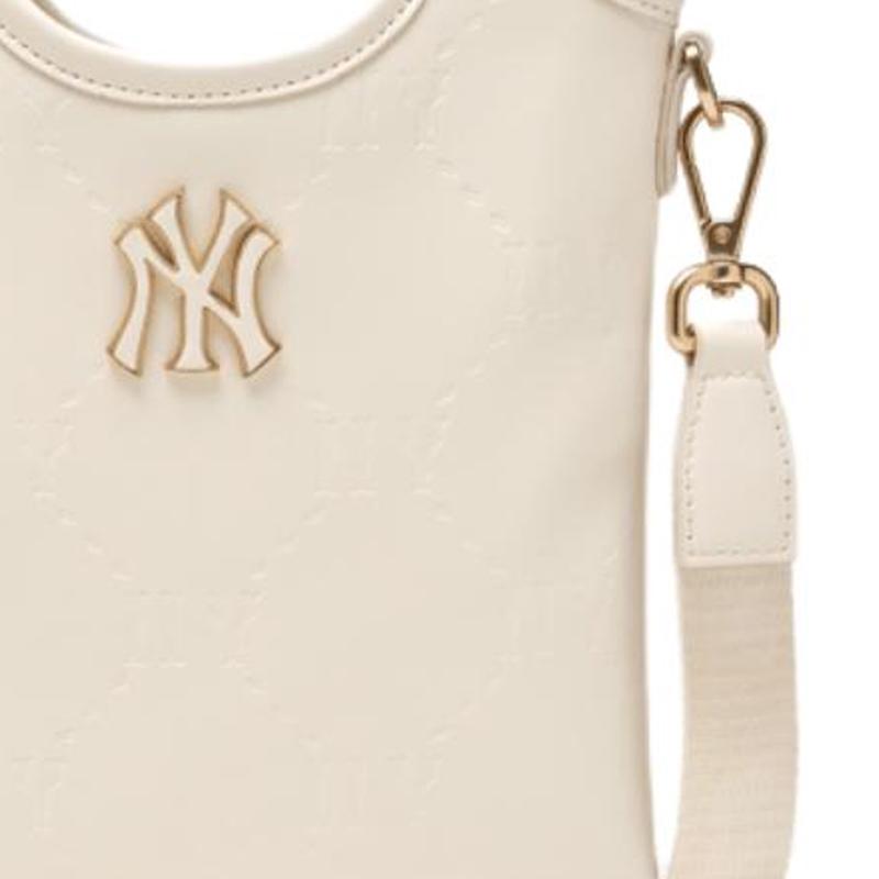 New MLB Monogram Tote Bag, Shopping Bag, Handbag Women's Ecru/Black/Brown 7ACRMDN5N