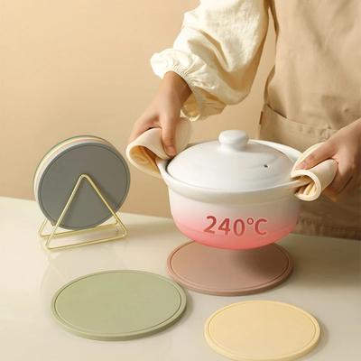 Kitchen Silicone Round Heat Resistant Mat High-Temperature Thicken Coaster/Pot Holder Durable Coaster Stylish Non-Slip Table Pad