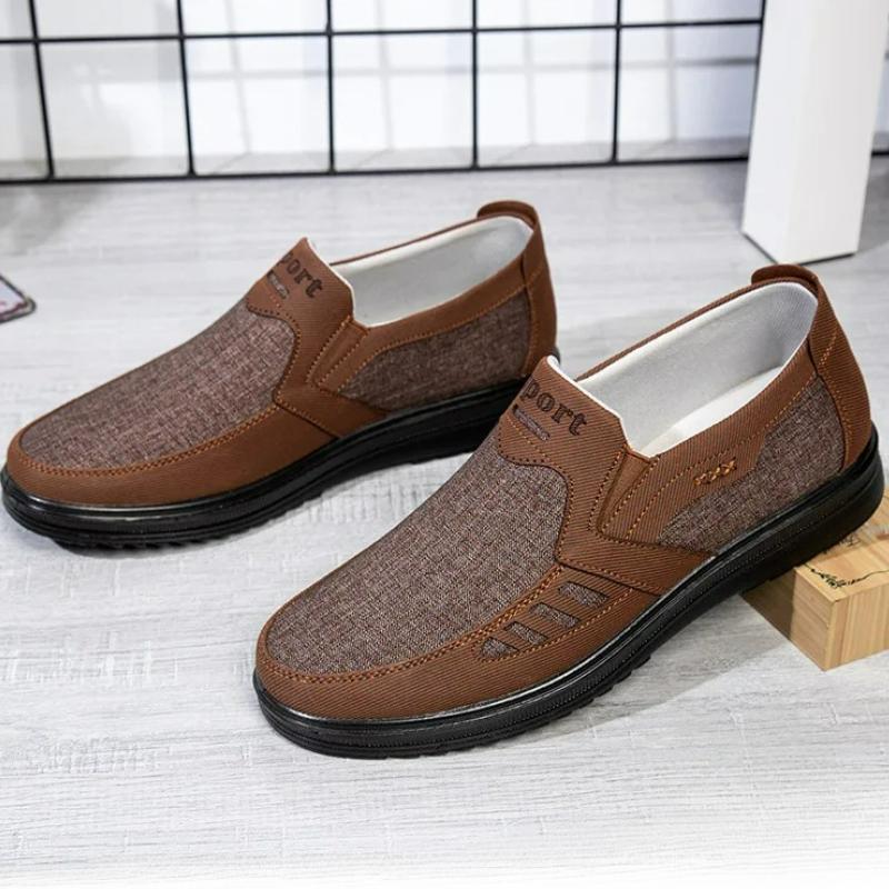 Herrenschuhe Slipper Canvas Schuhe Runde Zehenpartie Rutschfest Freizeitschuhe Männlicher Laufschuh Leichte Slipper Outdoor Weiche Sohle Flats