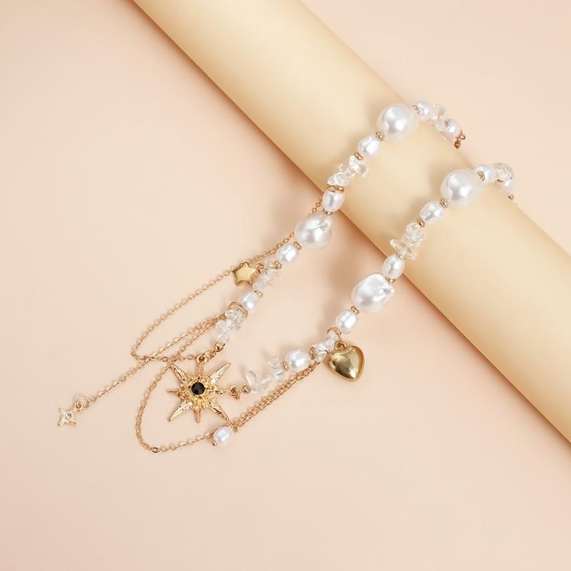 Modern Eight Point Star Necklace Short Length Neckchain For Women Edgy Street Style Jewelry With Faux Pearls Accent