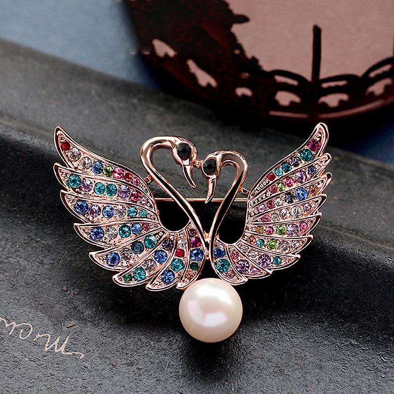 Rhinestone Swan Brooch with Natural Freshwater Pearl Corsage