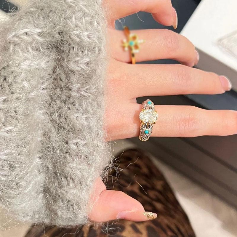 Light Luxury Retro Flower Daisy Rings For Women Fashion And High-End Luxurious Unique Turquoise Ring Gardens Style Jewelry Gift