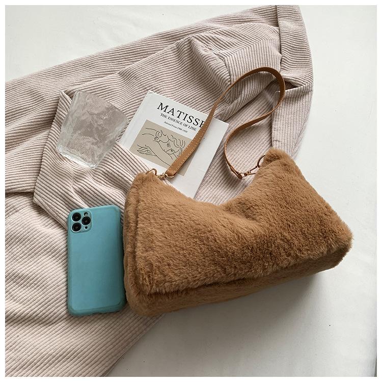 Autumn and Winter Super Trendy Small Bag 2025 New Bag Women's Bag Plush Messenger Bag Fashion Shoulder Bag Shengshi Mao Mao Bag