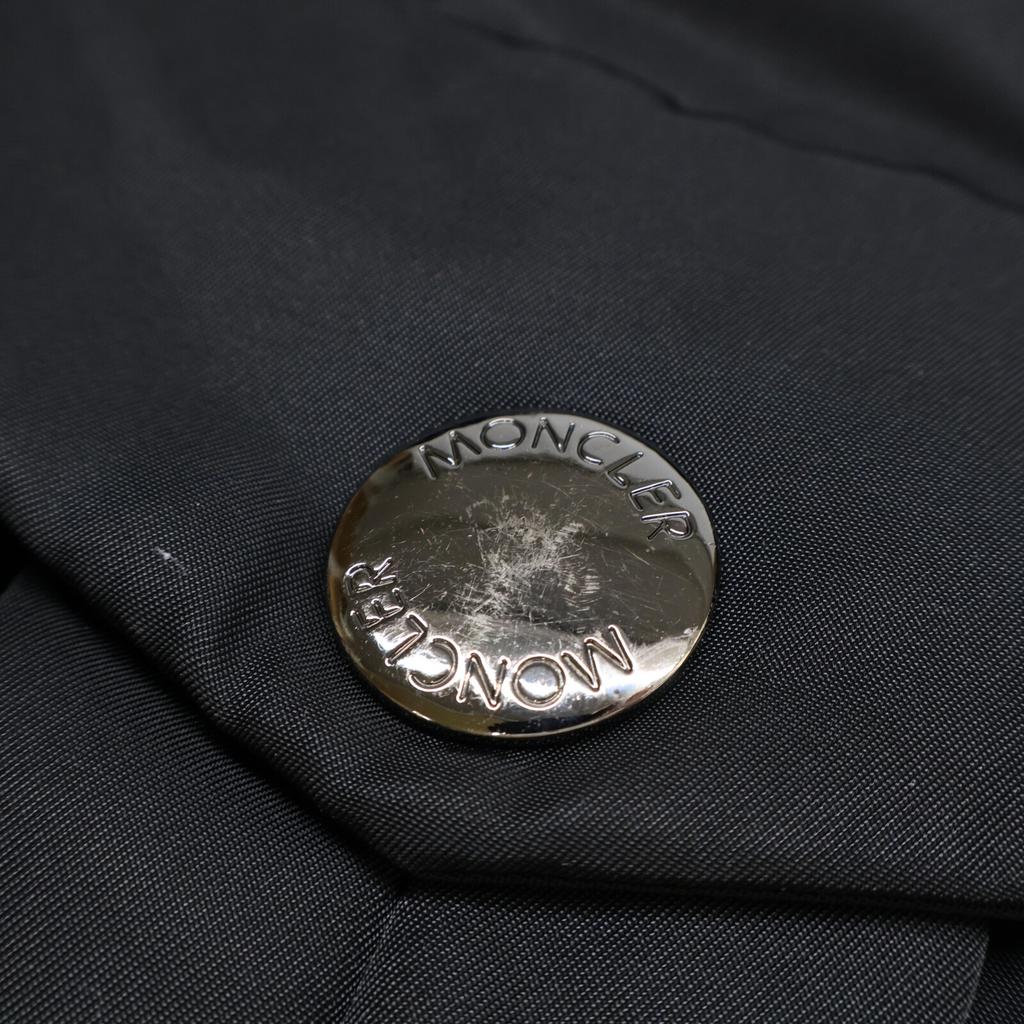 Moncler [Krajowy regularny] NIGER kurtka puchowa z kapturem płaszcz 0 czarnyUżywany