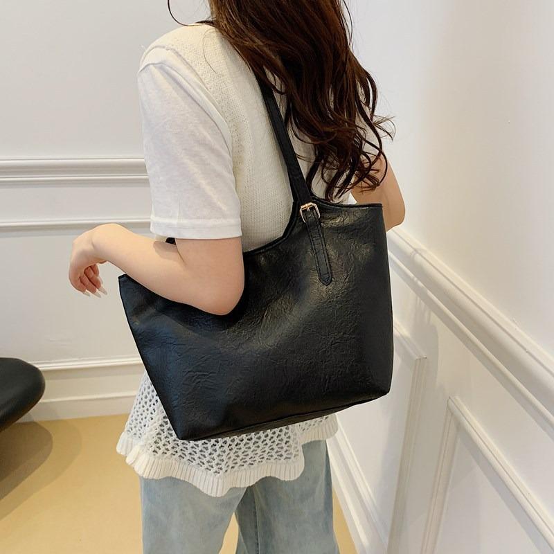 Retro Large-capacity New Versatile Handbag Tote Bag Fashionable Shoulder Underarm Bag Commute To Work