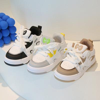 Children's Sports Shoes 2025 Spring and Autumn Boys' Casual Board Shoes New High-top Girls' Little White Shoes Soft-soled Baby Shoes List