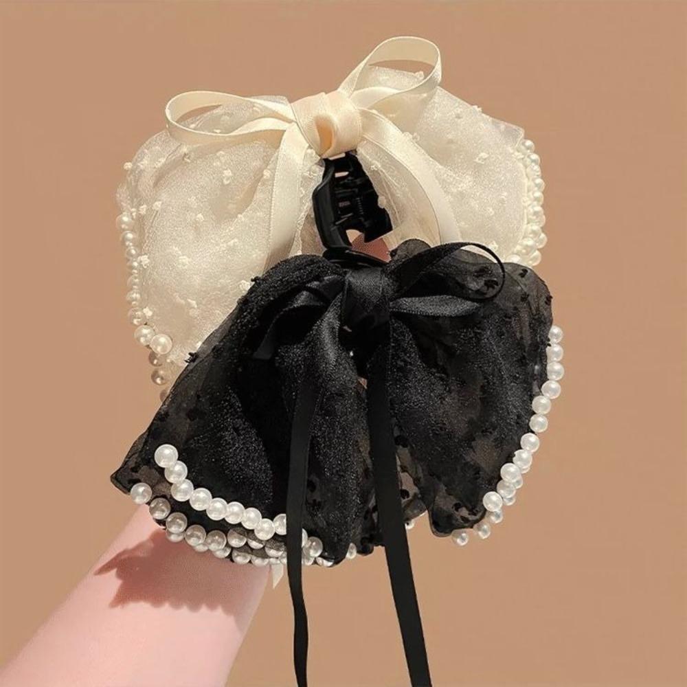 

Butterfly Knot Hair Claw Large Shark Clip Fashion Ponytail Hair Clip for Women бежевий