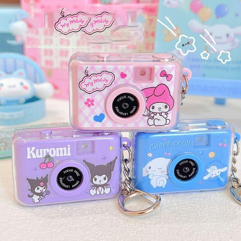 Sanrio Kuromi Cinnamoroll Glowing small camera keychain Kawaii Melody Pochacco Key Ring Camera