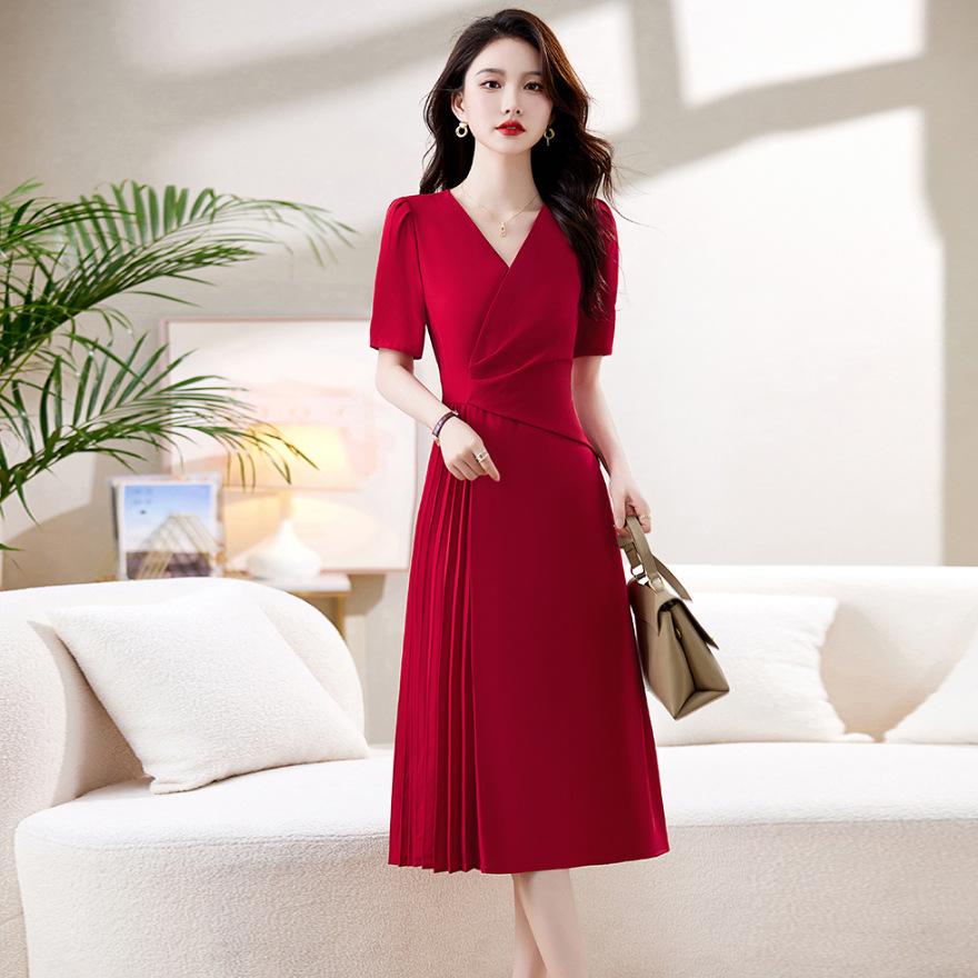 Red dress women's summer new design temperament socialite slim and thin formal settings skirt