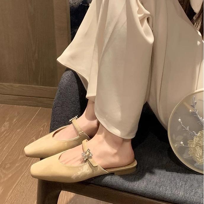 Grape Mother, the Same 2025 Summer French Square Head Diamond Buckle with Low Heel Muller Bag Head Half Slippers Women's Outer Wear