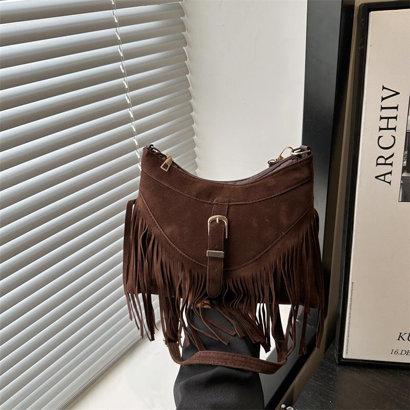 Fashion Trend Shoulder Bag Women's Summer New Fashion Fringed Design Messenger Bag Retro Temperament Tote Bag