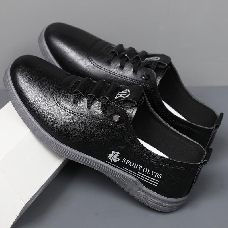 Spring new men's shoes fashionable versatile casual leather shoes soft sole soft surface lazy driving shoes
