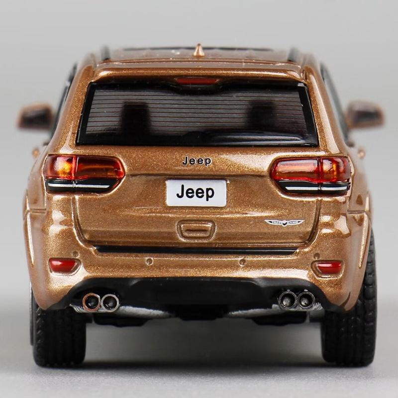 1:64 Jeeps Grand Cherokee SUV Alloy Car Model Diecast Metal Off-road Vehicles Car Model Miniature Scale Simulation Kids Toy Gift