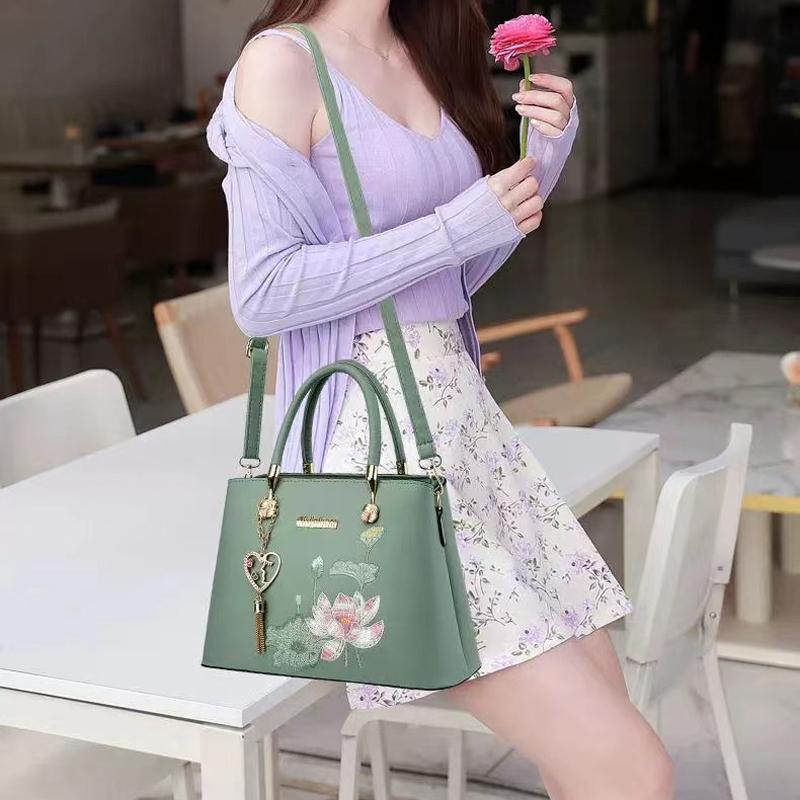 Women New Chinese Style National Style Lotus Handbag Quality Shoulder Bag Messenger Bag On Behalf of Bags