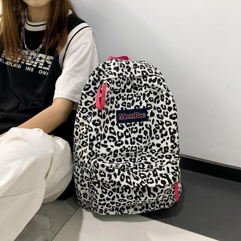 simple waterproof backpack