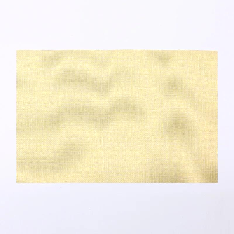 Place Mats Washable Easy To Clean Vinyl Dining Table Pads Durable PVC Weave Table Mats for Camp Party Hotel Home Decor