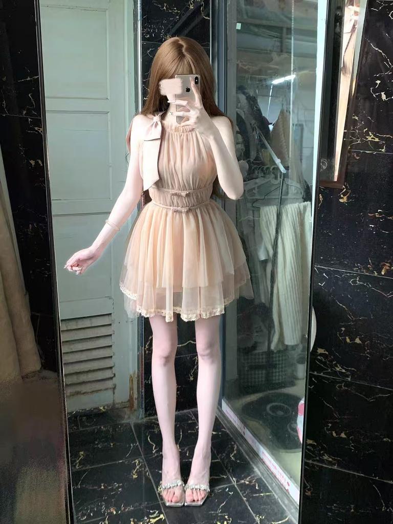 slightly drunk, pure desire to show the figure A-word short skirt irregular hem dress exquisite summer super beautiful sleeveless skirt