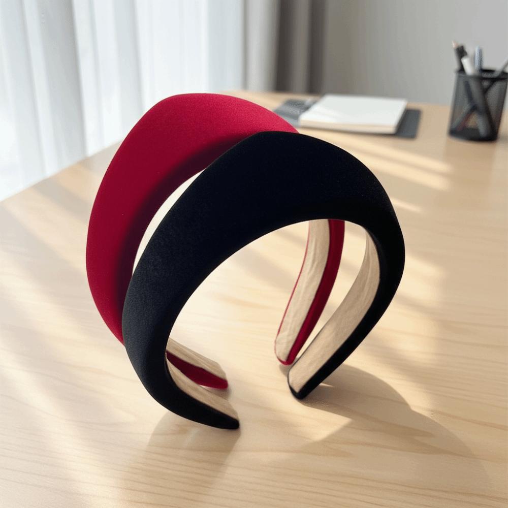 Elegantes Samt-Dreieck-Stirnband Krone Klassischer Breiter Rand Haarreif Einfarbig Europäischer Stil Retro Haarschmuck Zuhause