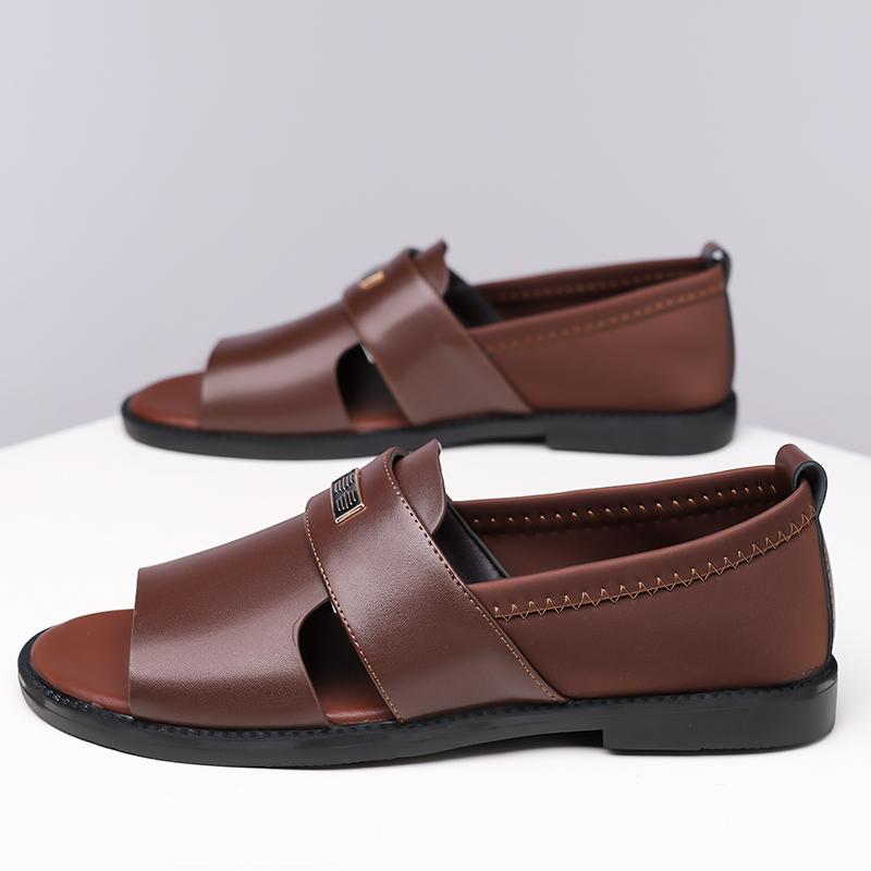 Fashion Summer Fahion New Men Gladiators Peek Toes Patented Leather Casual Shoes Breathable Beach Sandals Outdoor Slippers Black Brown