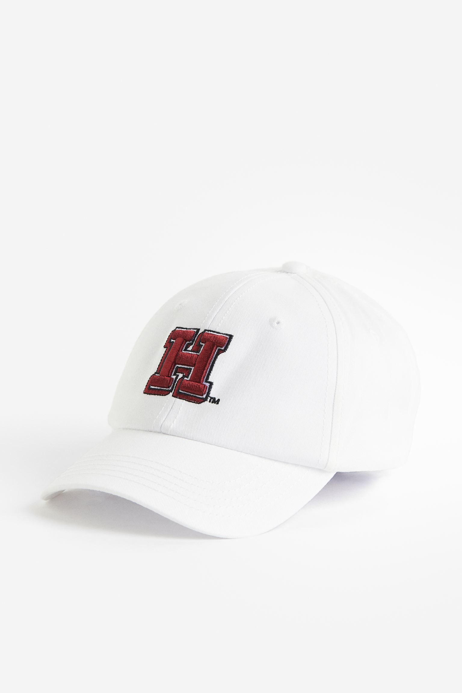 

Appliqued cotton cap