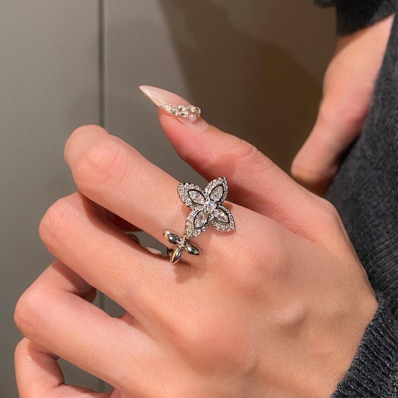 Gold Rhinestone Zirconia Flower Open Ring - Women's Luxury Adjustable Finger Ring