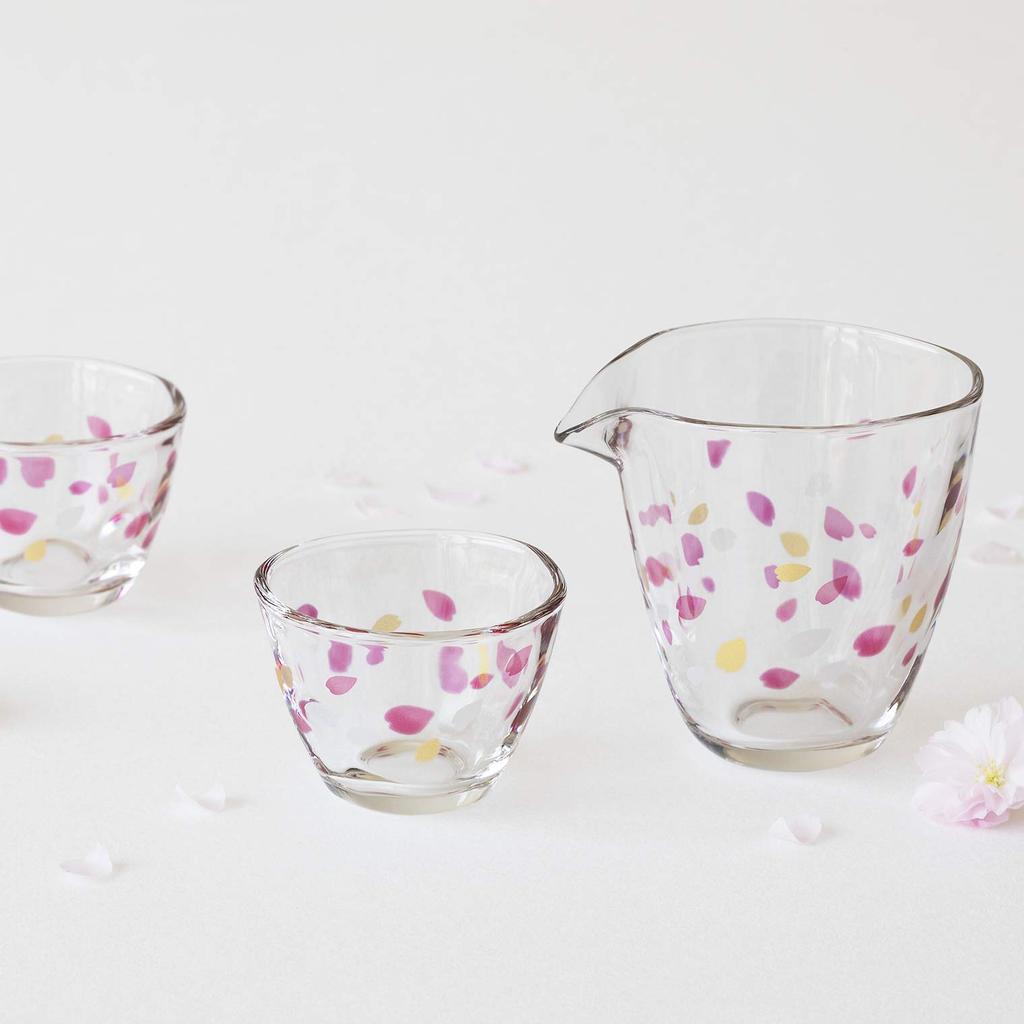 Aderia Haruiro Sake Made in Gift Includes a sake a sake and a sake cup for cold Stylish gift for and A great gift for or any (ADERIA) [Tebineri Set,