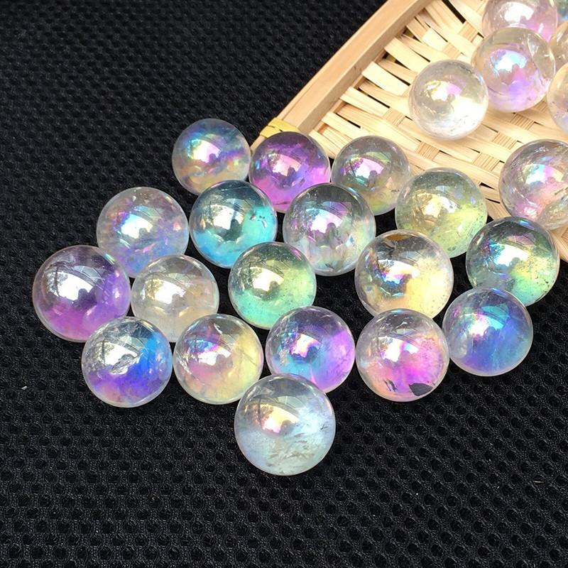 Atemberaubende weiße Regenbogen-Aura-Kugel Titan-Saatgut-Quarzkristallkugel zur Heilung Dekoration