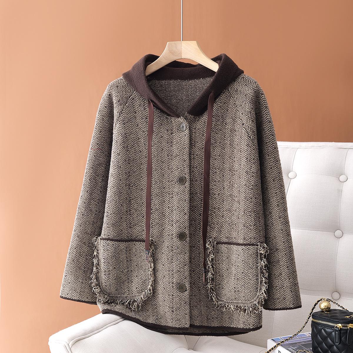 

Women s Jacket 2026 Spring Fashion Tassel Pockets, Korean Loose-Fit Hooded Top for Young Mothers L (suitable for 105-115 catties) кофейный