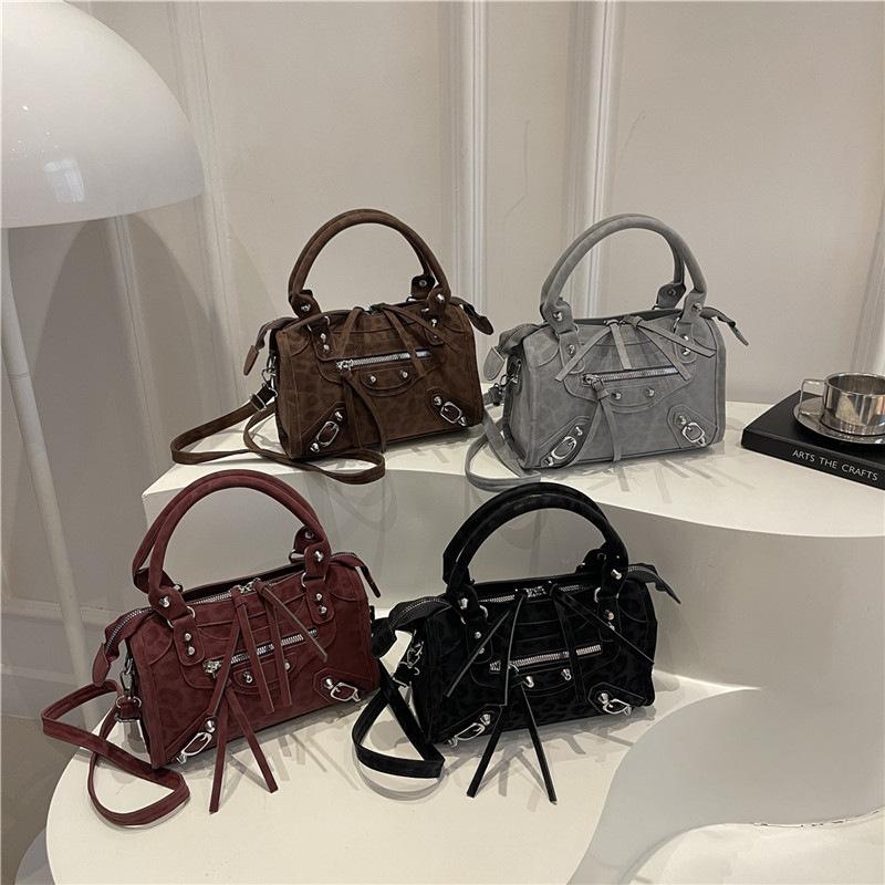 Single-shoulder Crossbody Bag, Fashionable, Casual, Unique Small Square Bag, Simple Ladies' Bag Casually