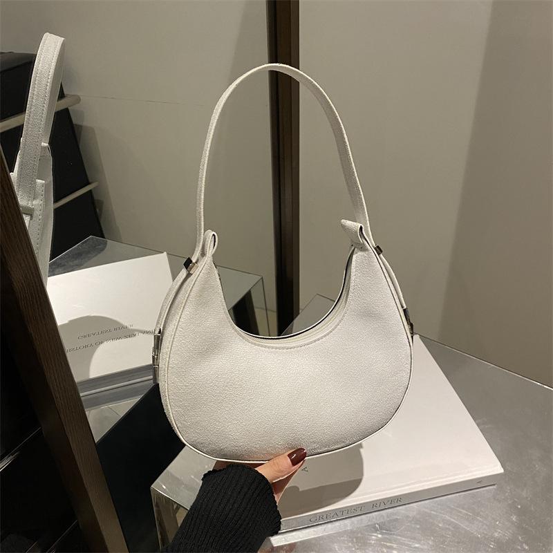 French Niche Bag Women's 2025 Winter Popular New Trendy Foreign Casual Fashion Shoulder Bag Underarm Crescent Bag