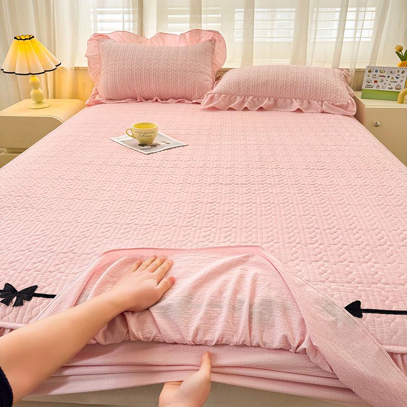 A-Grade Crinkled Double-Layer Bed Skirt & Cover: Non-Slip, Machine-Washable Mattress Protector