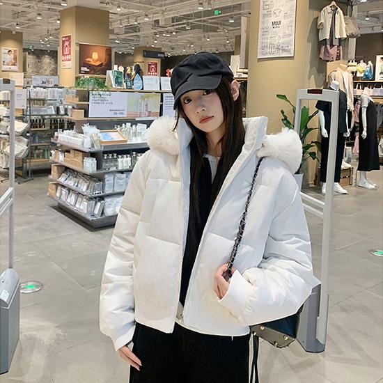 Autumn and Winter Hooded Fur Collar Women's Casual Cotton Jacket, Thick and Warm Short Bread Jacket