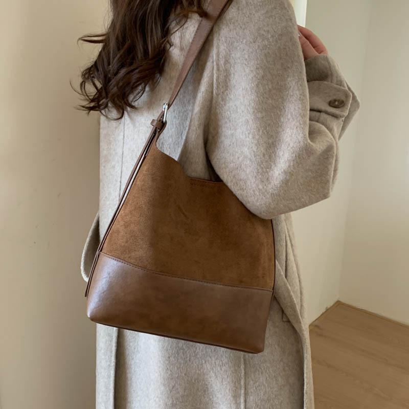PU Shoulder Bag for Women with Suede and Smooth Panel Design Ideal for Daily Use Work