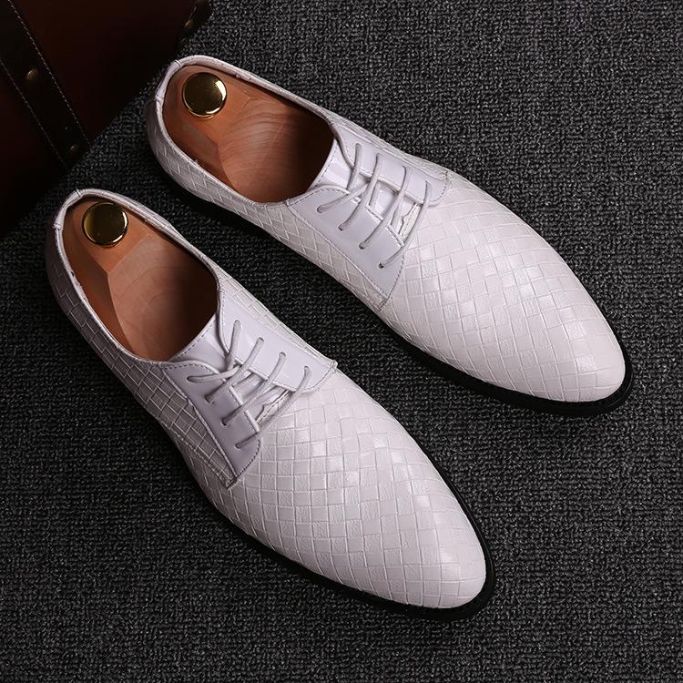 2025 Chaussures Formelles en Cuir Homme Chaussures de Ville Affaires Mâle Géométrique Rouge Oxfords Fête Mariage Décontracté Mocassins Homme Chaussure Homme88