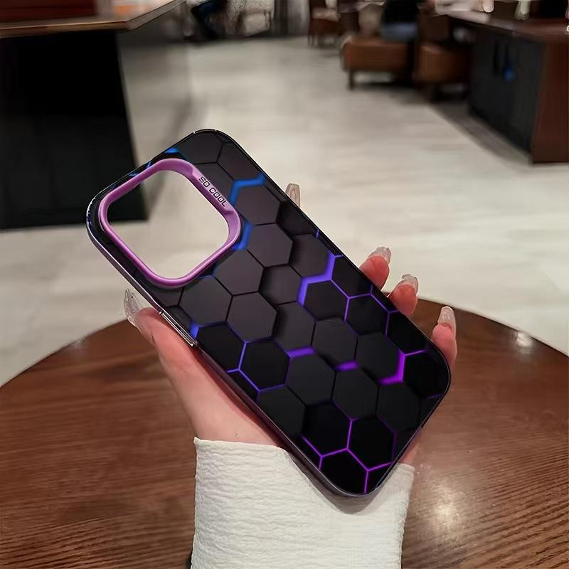 The new honeycomb square is suitable for Apple 16 simple 15plus matte iPhone17 trend 13 advanced 14 anti-drop